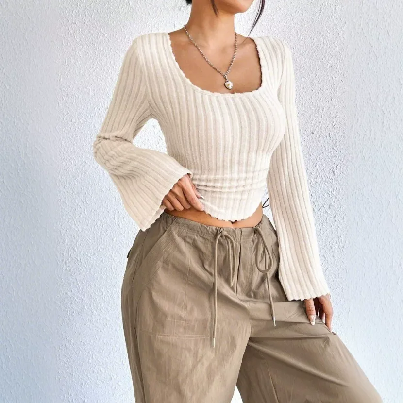 Fashionable Elegant Womens T Shirt Square Neck Flared Long Sleeves Spring Summer Style Wholesale