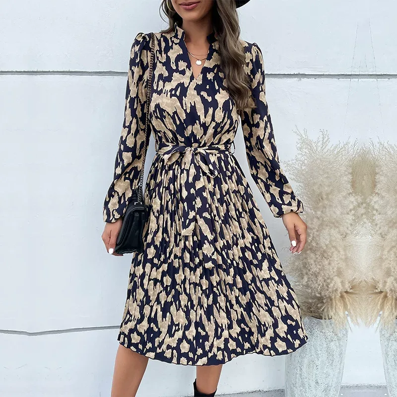 Navy Blue Long Sleeve Ruffled Floral Dress for Women Casual Autumn Wear Low MOQ factory direct