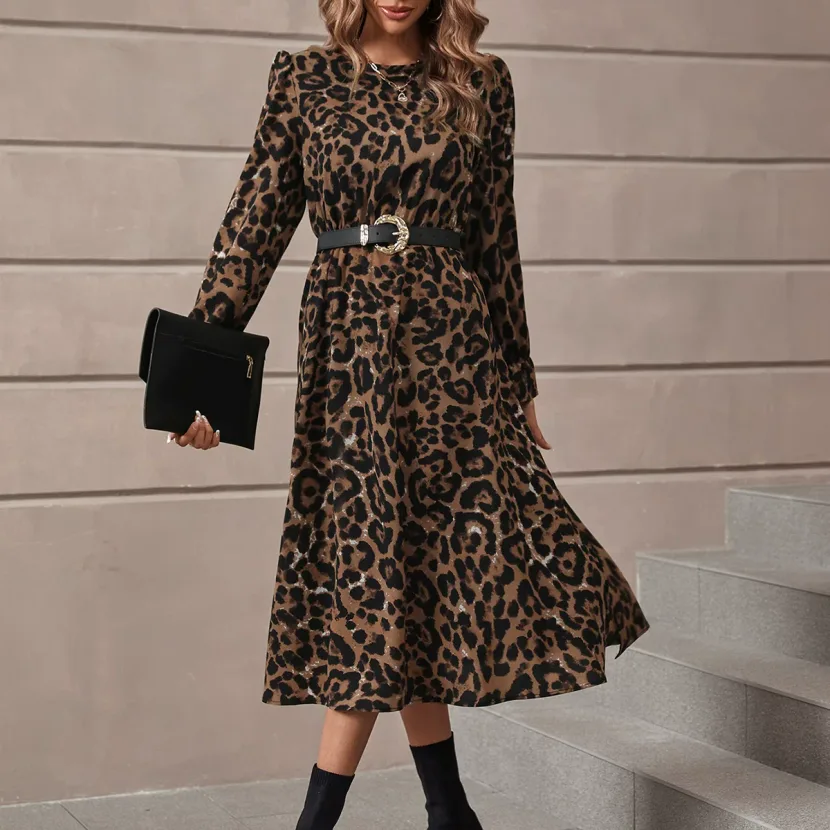 Leopard Print Dress Fashionable Floral Design Round Neck Short Sleeve Perfect for Summer Events