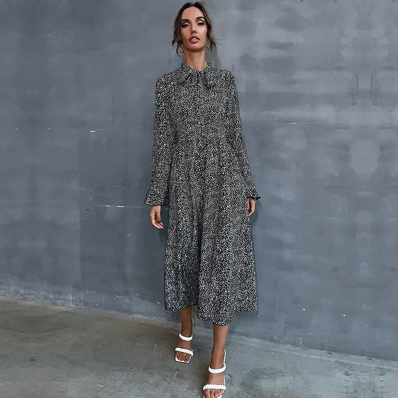 Long Sleeve Black Floral Maxi Dress for Women Stylish Autumn Winter Design Perfect for Casual or