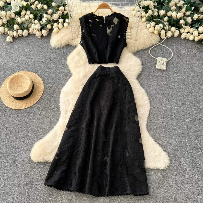 Sleeveless Lace Embroidered Top and High Waist Skirt Set Elegant French Style Autumn Fashion Sleeveless Lace Embroidered Top and High Waist Skirt Set Elegant French Style Autumn Fashion