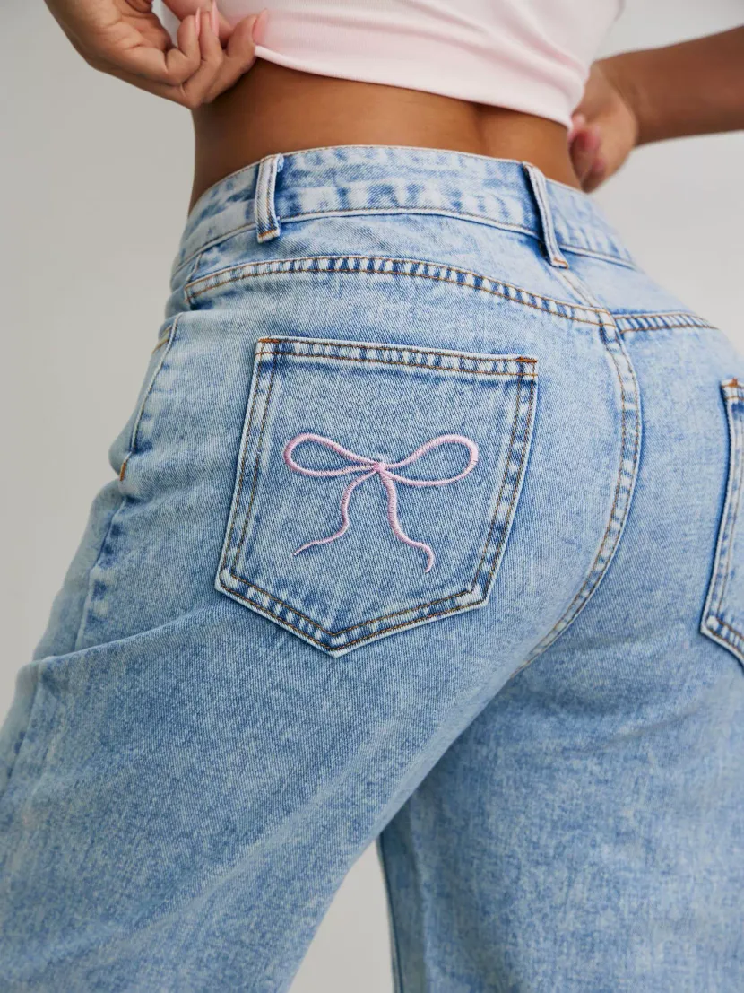 Womens Casual Loose Straight Leg Ripped Denim Jeans European and American Style Perfect for Ever