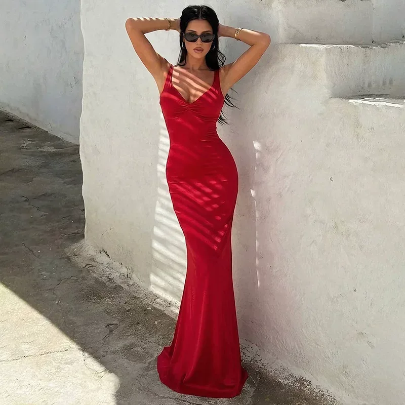 Summer Womens Fashion Chain Strap Mermaid Dress with Open Back and Bodycon Fit in Red and Black Wholesale