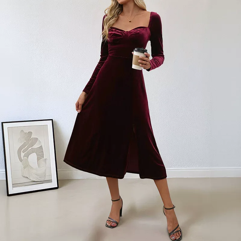 Vintage Style Red Velvet Evening Dress with Square Neckline and Side Slit for Women Wholesale Low MOQ
