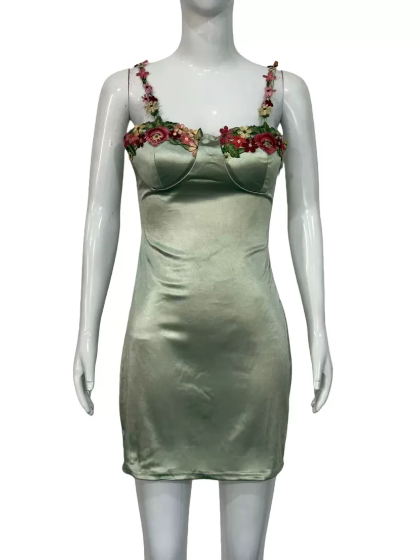 Fashionable Vacation Style Bodycon Dress Sleeveless Embroidered Lace Trim Slim Fit Sexy Silhouet